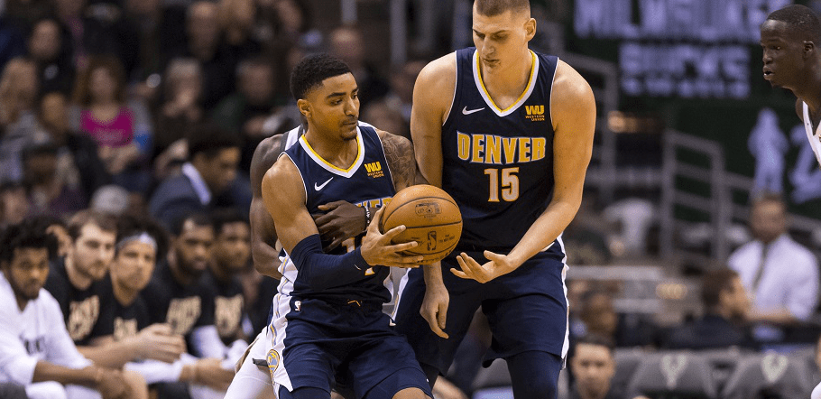 dribble handoff