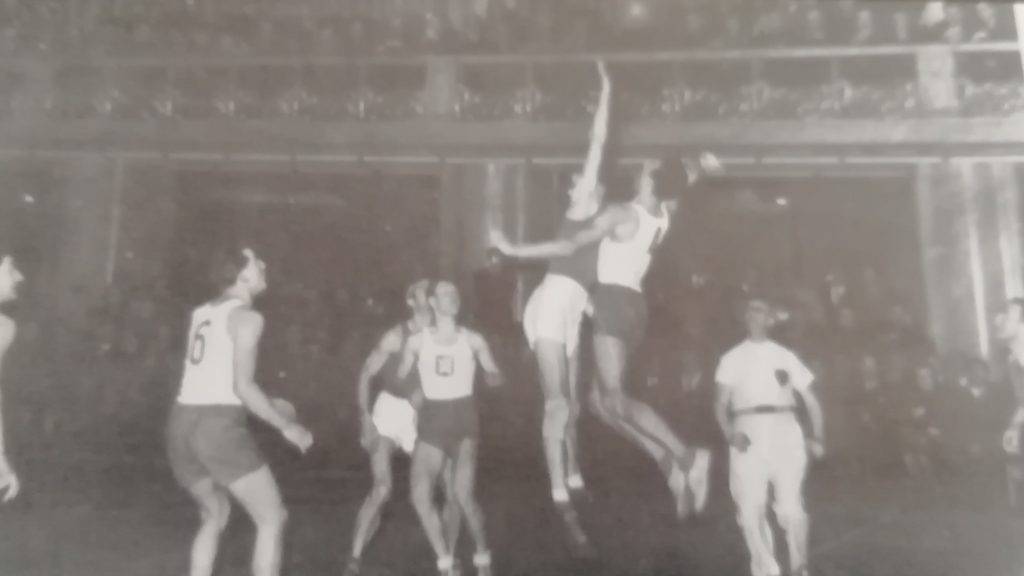 L'Histoire de l'équipe de France de Basket Episode 3 Un retour en